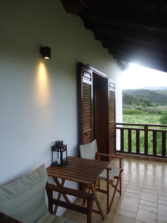Elaionas Villa อิเอริสโซส ภายนอก รูปภาพ